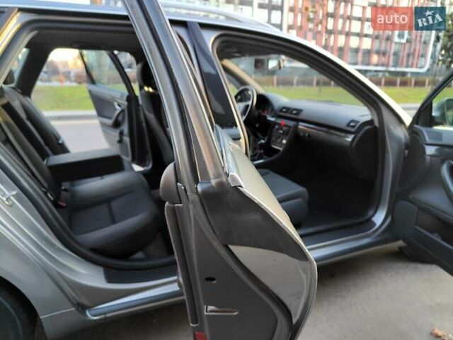 Серый Ауди А4, объемом двигателя 1.6 л и пробегом 256 тыс. км за 4990 $, фото 23 на Automoto.ua