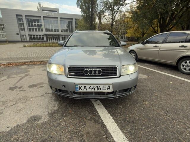 Серый Ауди А4, объемом двигателя 2.5 л и пробегом 360 тыс. км за 3650 $, фото 1 на Automoto.ua