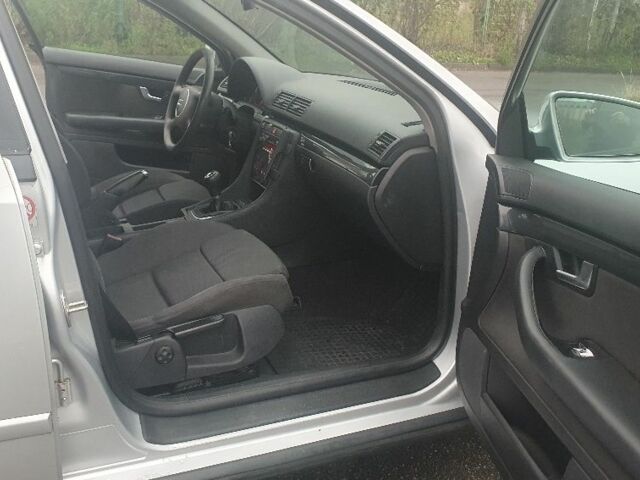 Серый Ауди А4, объемом двигателя 1.9 л и пробегом 333 тыс. км за 2400 $, фото 5 на Automoto.ua