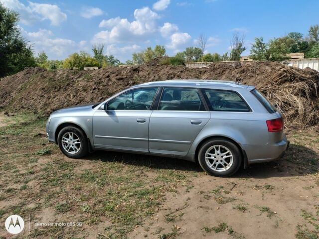Серый Ауди А4, объемом двигателя 2 л и пробегом 459 тыс. км за 3000 $, фото 6 на Automoto.ua