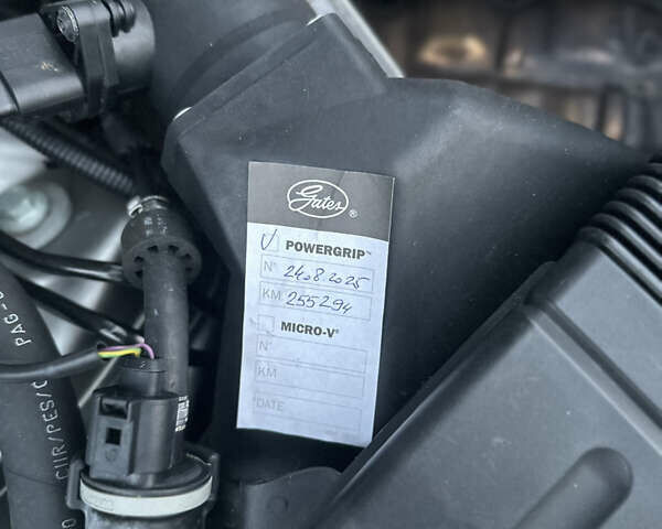 Сірий Ауді А4, об'ємом двигуна 2 л та пробігом 255 тис. км за 5900 $, фото 38 на Automoto.ua