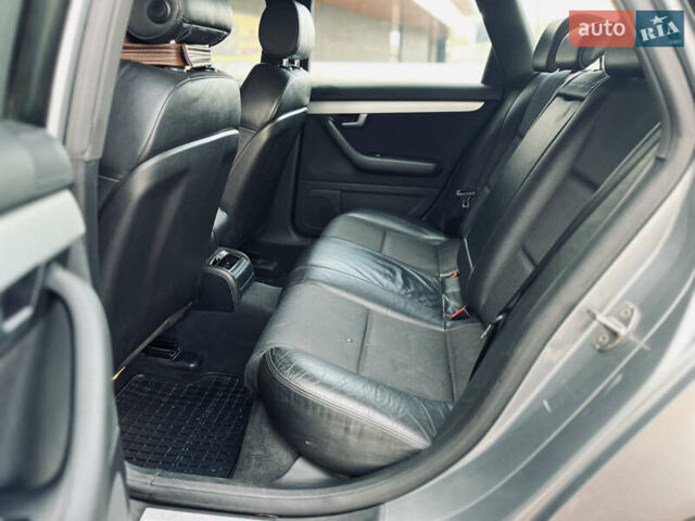 Серый Ауди А4, объемом двигателя 2.5 л и пробегом 400 тыс. км за 2999 $, фото 7 на Automoto.ua