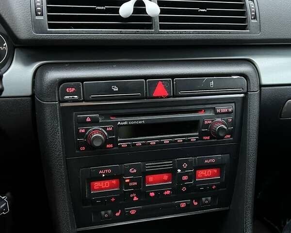 Серый Ауди А4, объемом двигателя 2 л и пробегом 373 тыс. км за 6600 $, фото 20 на Automoto.ua