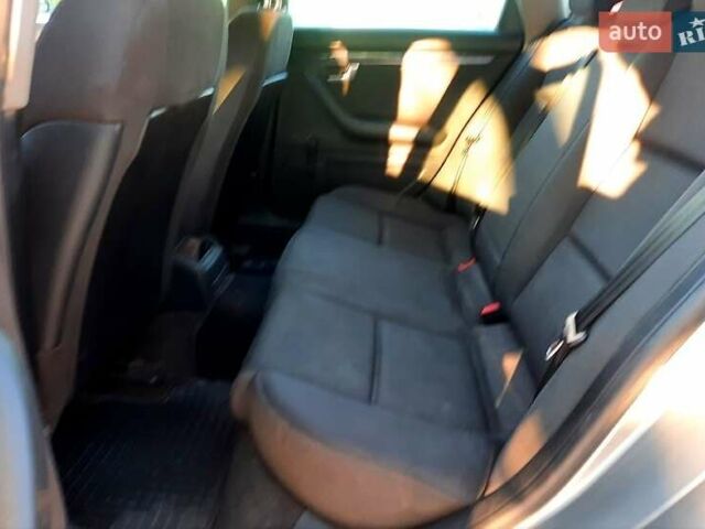 Сірий Ауді А4, об'ємом двигуна 1.6 л та пробігом 290 тис. км за 4500 $, фото 5 на Automoto.ua