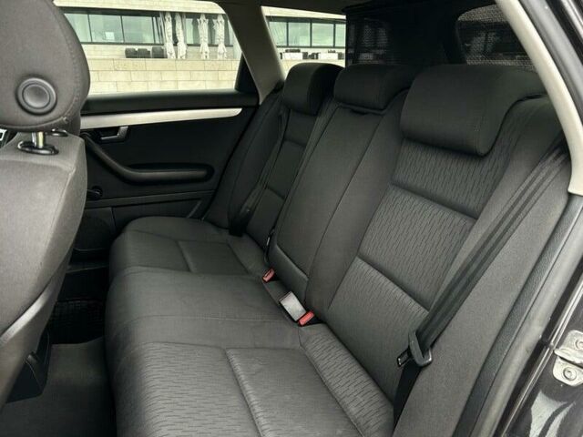 Серый Ауди А4, объемом двигателя 2 л и пробегом 284 тыс. км за 1700 $, фото 9 на Automoto.ua