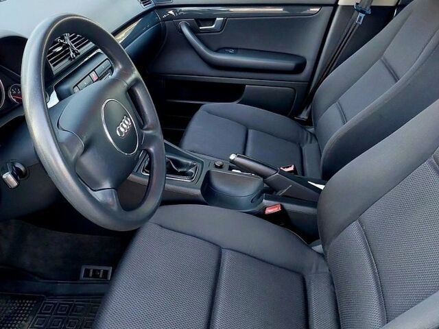 Сірий Ауді А4, об'ємом двигуна 1.6 л та пробігом 245 тис. км за 6200 $, фото 31 на Automoto.ua