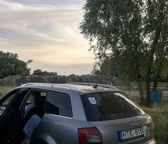 Серый Ауди А4, объемом двигателя 0 л и пробегом 430 тыс. км за 1750 $, фото 2 на Automoto.ua