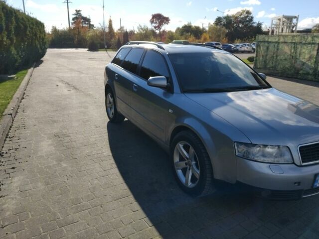 Серый Ауди А4, объемом двигателя 2.5 л и пробегом 400 тыс. км за 4500 $, фото 1 на Automoto.ua