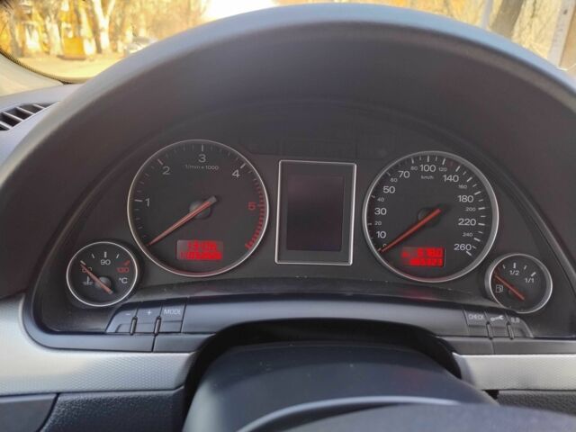 Сірий Ауді А4, об'ємом двигуна 1.9 л та пробігом 366 тис. км за 3300 $, фото 8 на Automoto.ua