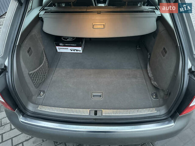 Сірий Ауді А4, об'ємом двигуна 2 л та пробігом 255 тис. км за 5900 $, фото 23 на Automoto.ua