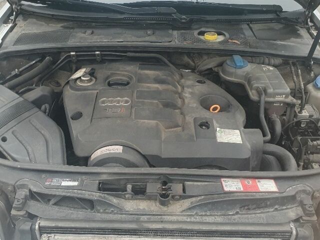 Серый Ауди А4, объемом двигателя 1.9 л и пробегом 333 тыс. км за 2600 $, фото 9 на Automoto.ua