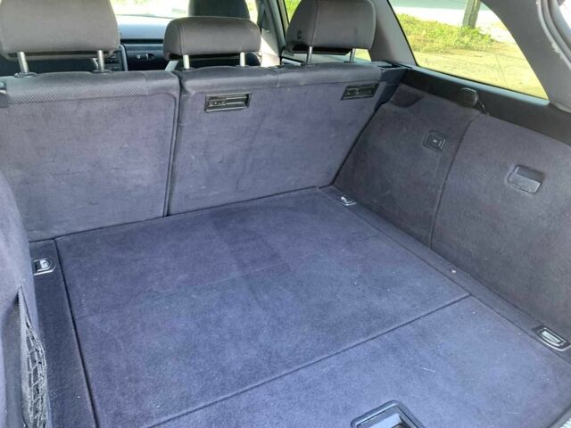 Серый Ауди А4, объемом двигателя 2 л и пробегом 300 тыс. км за 3995 $, фото 3 на Automoto.ua