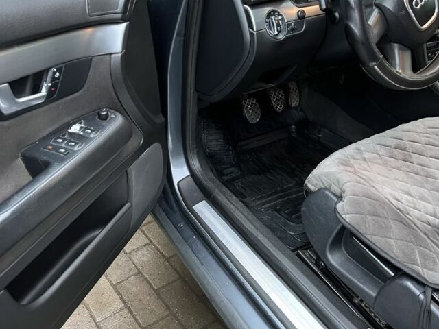 Сірий Ауді А4, об'ємом двигуна 2 л та пробігом 373 тис. км за 6600 $, фото 12 на Automoto.ua