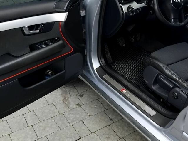 Серый Ауди А4, объемом двигателя 2.5 л и пробегом 400 тыс. км за 4500 $, фото 11 на Automoto.ua