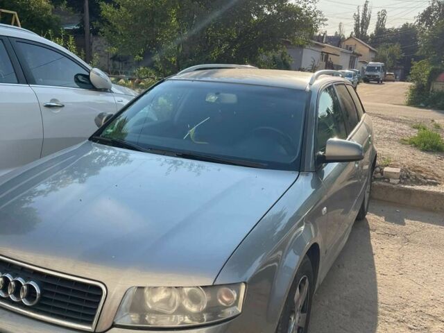 Ауди А4 2004 в Днепре (Днепропетровске) на Automoto.ua Серый Ауди А4, объемом двигателя 0 л и пробегом 318 тыс. км за 5000 $, фото 10 на Automoto.ua