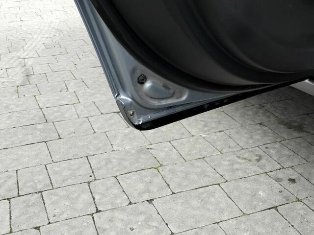 Серый Ауди А4, объемом двигателя 2.5 л и пробегом 400 тыс. км за 4500 $, фото 15 на Automoto.ua