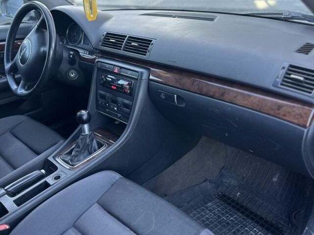 Серый Ауди А4, объемом двигателя 1.9 л и пробегом 301 тыс. км за 2650 $, фото 5 на Automoto.ua