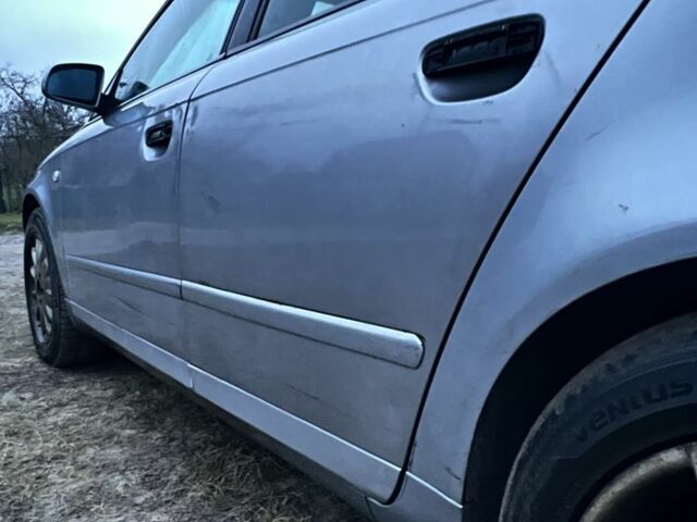 Серый Ауди А4, объемом двигателя 2 л и пробегом 330 тыс. км за 5500 $, фото 13 на Automoto.ua