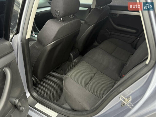 Серый Ауди А4, объемом двигателя 2 л и пробегом 221 тыс. км за 6200 $, фото 14 на Automoto.ua