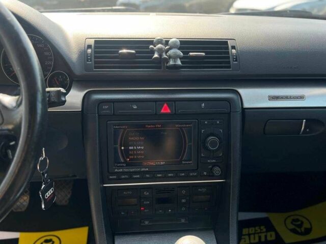 Сірий Ауді А4, об'ємом двигуна 3 л та пробігом 362 тис. км за 6990 $, фото 20 на Automoto.ua