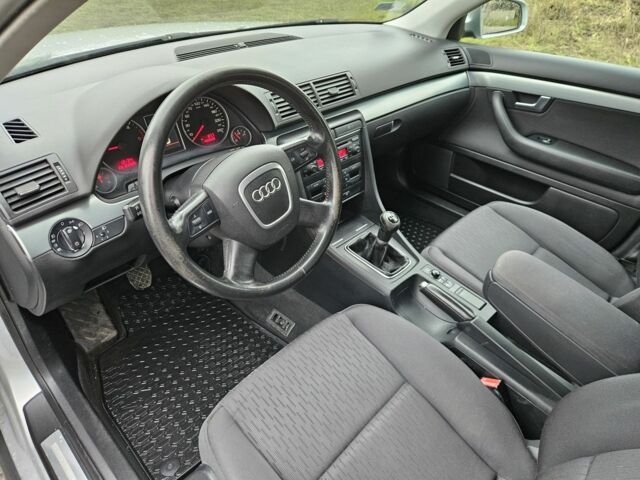 Серый Ауди А4, объемом двигателя 2 л и пробегом 400 тыс. км за 3200 $, фото 14 на Automoto.ua