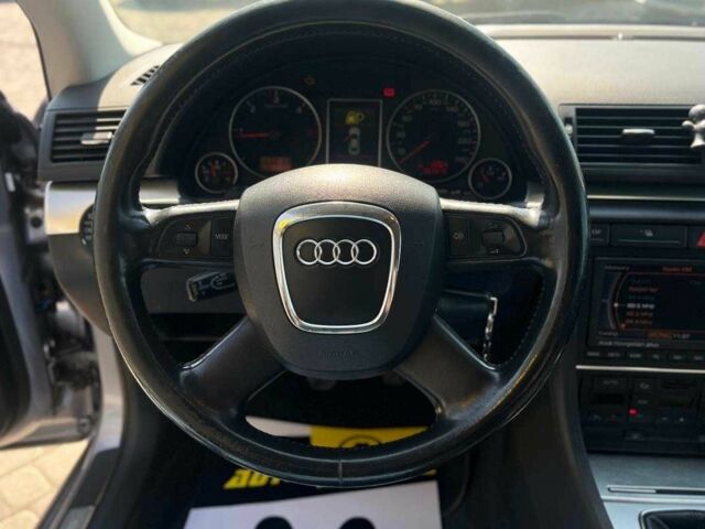 Сірий Ауді А4, об'ємом двигуна 3 л та пробігом 362 тис. км за 6990 $, фото 12 на Automoto.ua