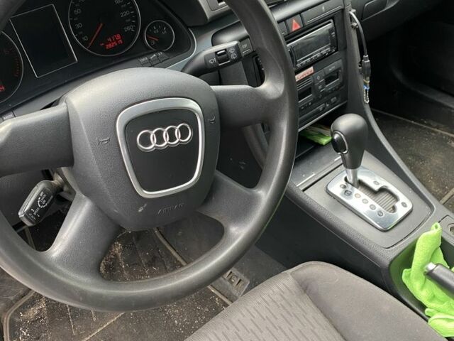 Сірий Ауді А4, об'ємом двигуна 2.5 л та пробігом 309 тис. км за 4000 $, фото 2 на Automoto.ua