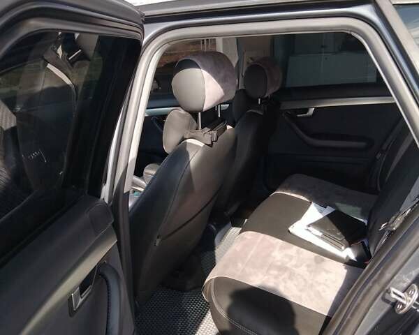 Ауди А4 2005 в Звенигородка на Automoto.ua Серый Ауди А4, объемом двигателя 1.97 л и пробегом 264 тыс. км за 5900 $, фото 9 на Automoto.ua