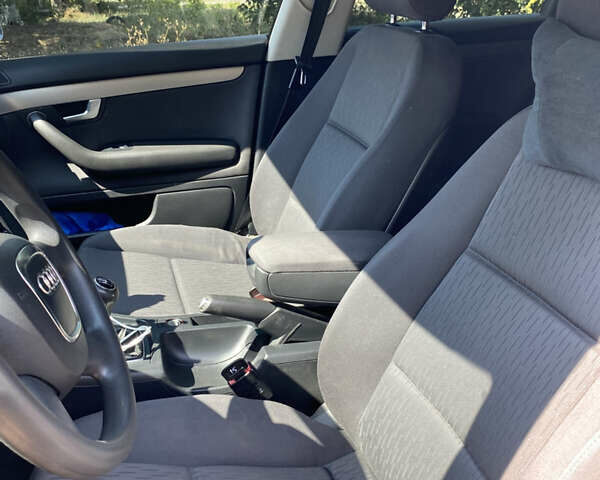 Серый Ауди А4, объемом двигателя 1.98 л и пробегом 235 тыс. км за 6600 $, фото 13 на Automoto.ua