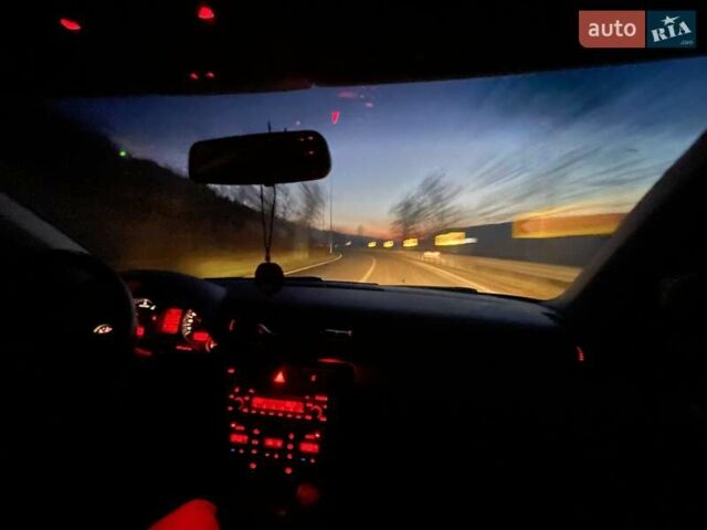 Сірий Ауді А4, об'ємом двигуна 2 л та пробігом 330 тис. км за 6900 $, фото 35 на Automoto.ua