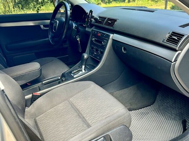 Серый Ауди А4, объемом двигателя 1.8 л и пробегом 350 тыс. км за 6999 $, фото 8 на Automoto.ua