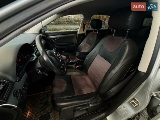 Сірий Ауді А4, об'ємом двигуна 2 л та пробігом 330 тис. км за 6900 $, фото 14 на Automoto.ua