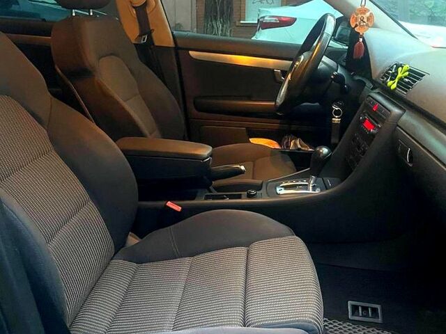 Сірий Ауді А4, об'ємом двигуна 2 л та пробігом 288 тис. км за 6700 $, фото 9 на Automoto.ua