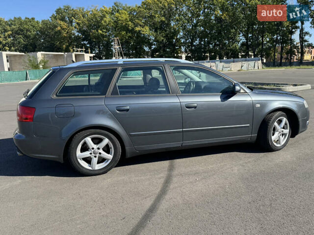 Серый Ауди А4, объемом двигателя 2 л и пробегом 211 тыс. км за 7850 $, фото 2 на Automoto.ua