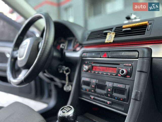 Сірий Ауді А4, об'ємом двигуна 1.98 л та пробігом 400 тис. км за 6900 $, фото 18 на Automoto.ua