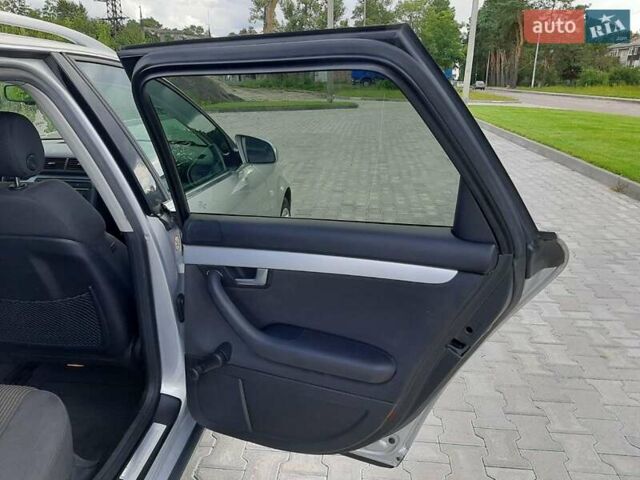 Сірий Ауді А4, об'ємом двигуна 2 л та пробігом 265 тис. км за 6400 $, фото 23 на Automoto.ua