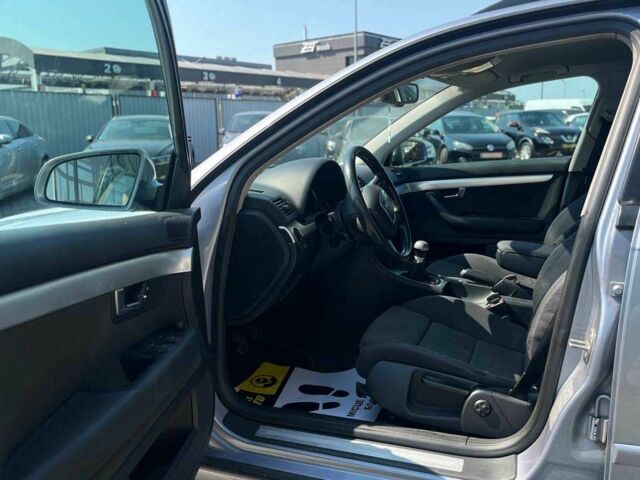 Сірий Ауді А4, об'ємом двигуна 3 л та пробігом 362 тис. км за 6990 $, фото 8 на Automoto.ua