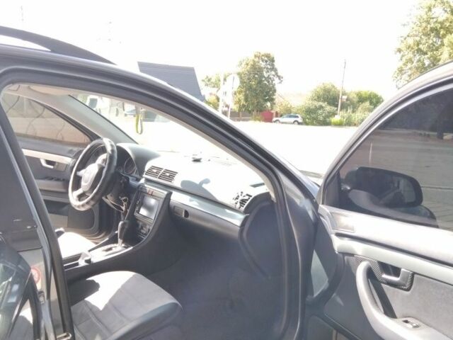 Ауди А4 2005 в Звенигородка на Automoto.ua Серый Ауди А4, объемом двигателя 2 л и пробегом 263 тыс. км за 6500 $, фото 8 на Automoto.ua