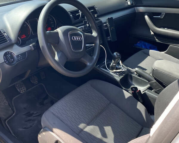 Серый Ауди А4, объемом двигателя 1.98 л и пробегом 235 тыс. км за 6600 $, фото 12 на Automoto.ua