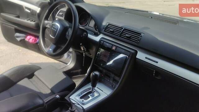 Сірий Ауді А4, об'ємом двигуна 1.98 л та пробігом 250 тис. км за 7500 $, фото 11 на Automoto.ua