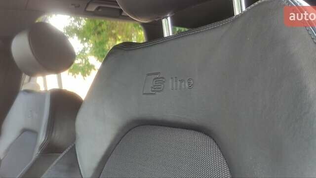 Сірий Ауді А4, об'ємом двигуна 1.98 л та пробігом 250 тис. км за 7500 $, фото 15 на Automoto.ua