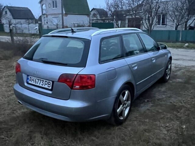Серый Ауди А4, объемом двигателя 2 л и пробегом 330 тыс. км за 5500 $, фото 2 на Automoto.ua