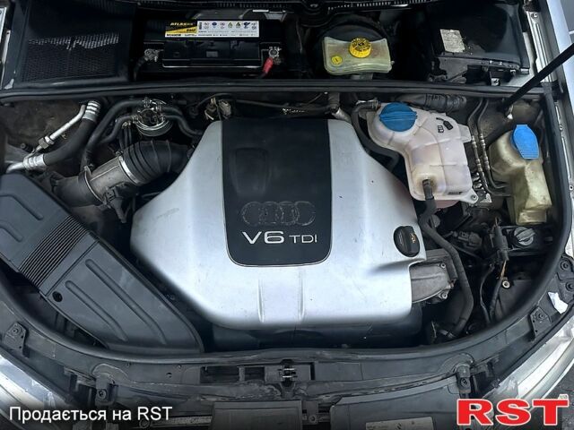 Сірий Ауді А4, об'ємом двигуна 2.5 л та пробігом 426 тис. км за 6500 $, фото 6 на Automoto.ua