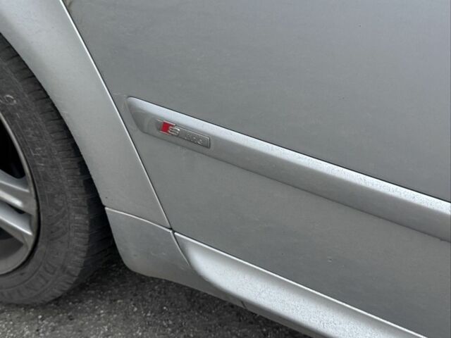 Серый Ауди А4, объемом двигателя 3 л и пробегом 300 тыс. км за 6950 $, фото 7 на Automoto.ua