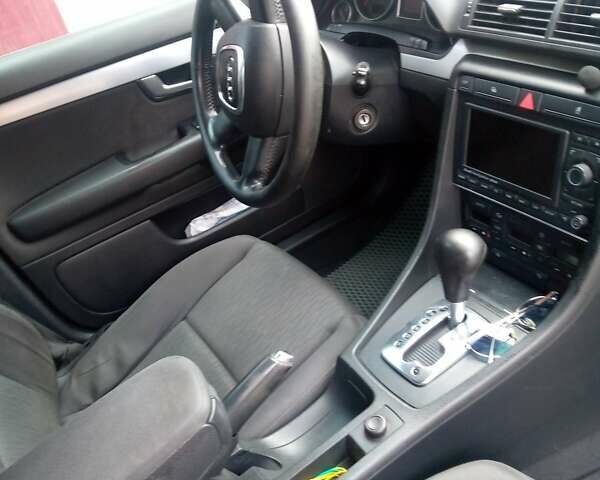 Серый Ауди А4, объемом двигателя 2 л и пробегом 382 тыс. км за 6000 $, фото 2 на Automoto.ua
