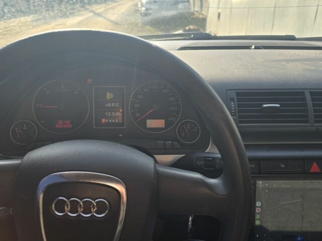 Серый Ауди А4, объемом двигателя 2.5 л и пробегом 280 тыс. км за 3300 $, фото 7 на Automoto.ua