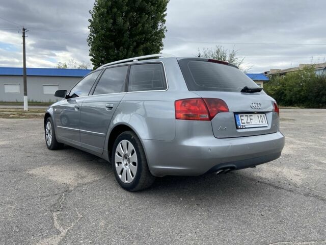 Серый Ауди А4, объемом двигателя 2 л и пробегом 296 тыс. км за 3700 $, фото 2 на Automoto.ua