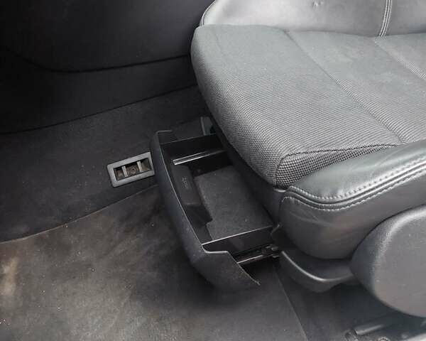 Серый Ауди А4, объемом двигателя 1.8 л и пробегом 222 тыс. км за 7900 $, фото 26 на Automoto.ua