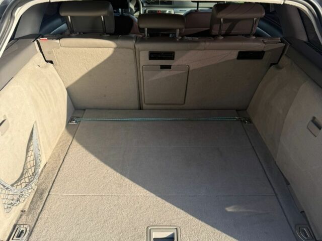 Серый Ауди А4, объемом двигателя 3 л и пробегом 383 тыс. км за 8000 $, фото 17 на Automoto.ua