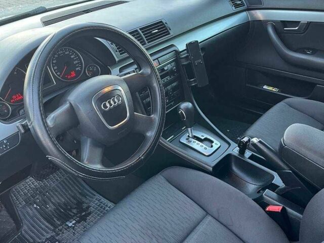 Серый Ауди А4, объемом двигателя 2 л и пробегом 371 тыс. км за 3200 $, фото 7 на Automoto.ua